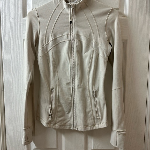 LULULEMON DEFINE JACKET IN LIMITED EDITION COLOUR “WHITE OPAL” - Picture 5 of 5
